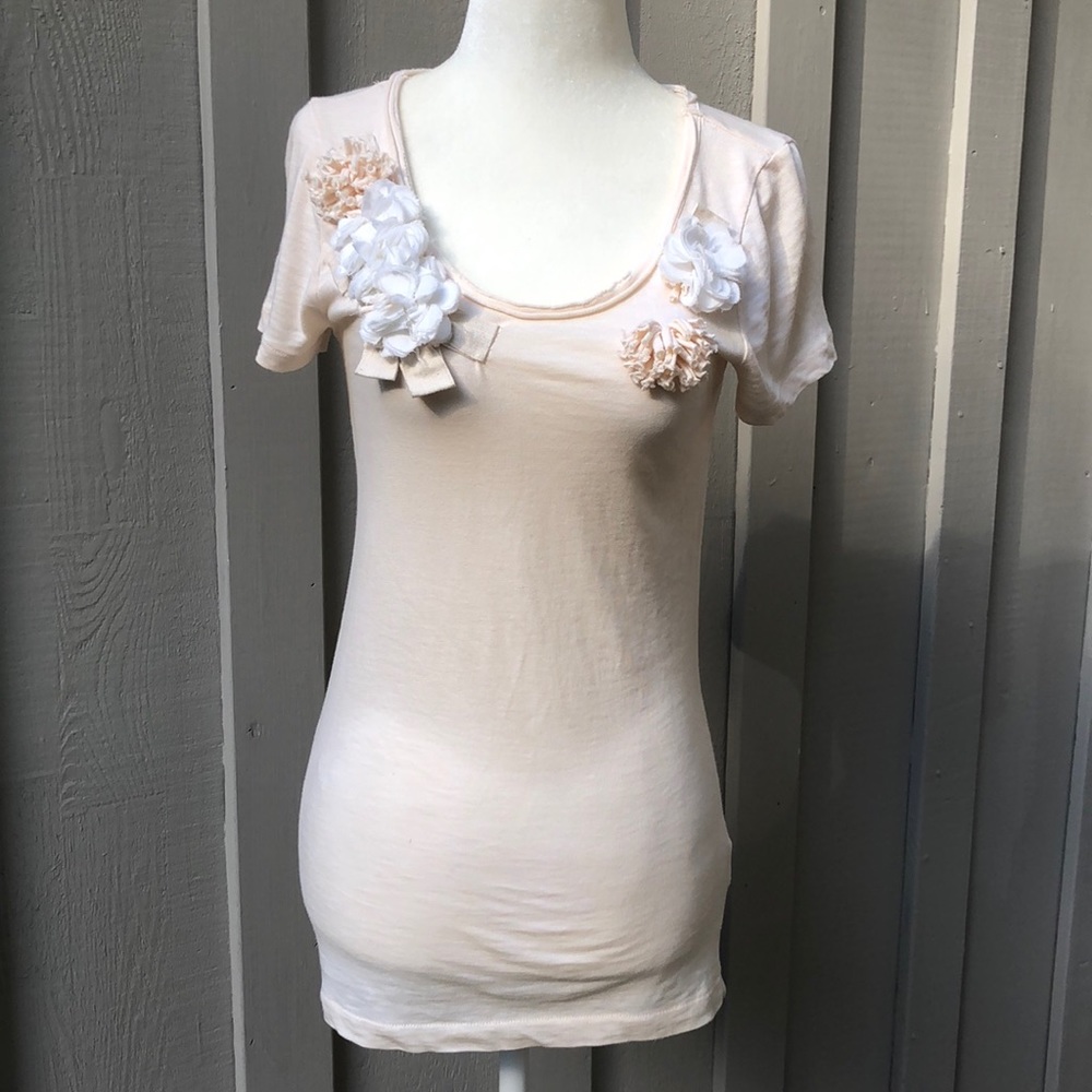 J.Crew Blush Pink Rolled Hem Sleeve W/appliqué